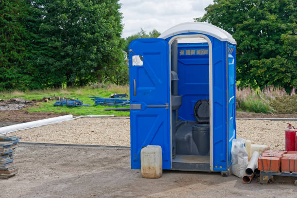 Best VIP or Luxury Restroom Trailers  in Brewster Hill, NY